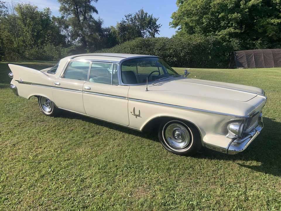 1961 Chrysler Imperial 2nd Gen - Image 26 of 31