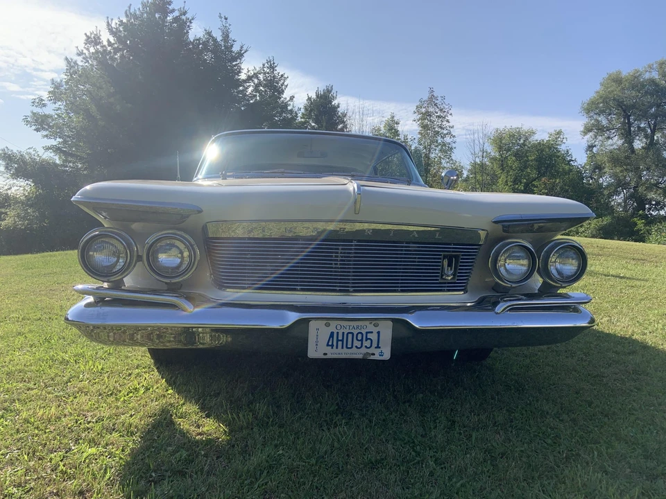 1961 Chrysler Imperial 2nd Gen - Image 29 of 31