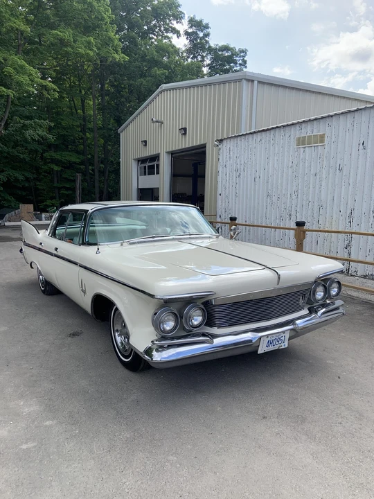 1961 Chrysler Imperial 2nd Gen - Image 14 of 31