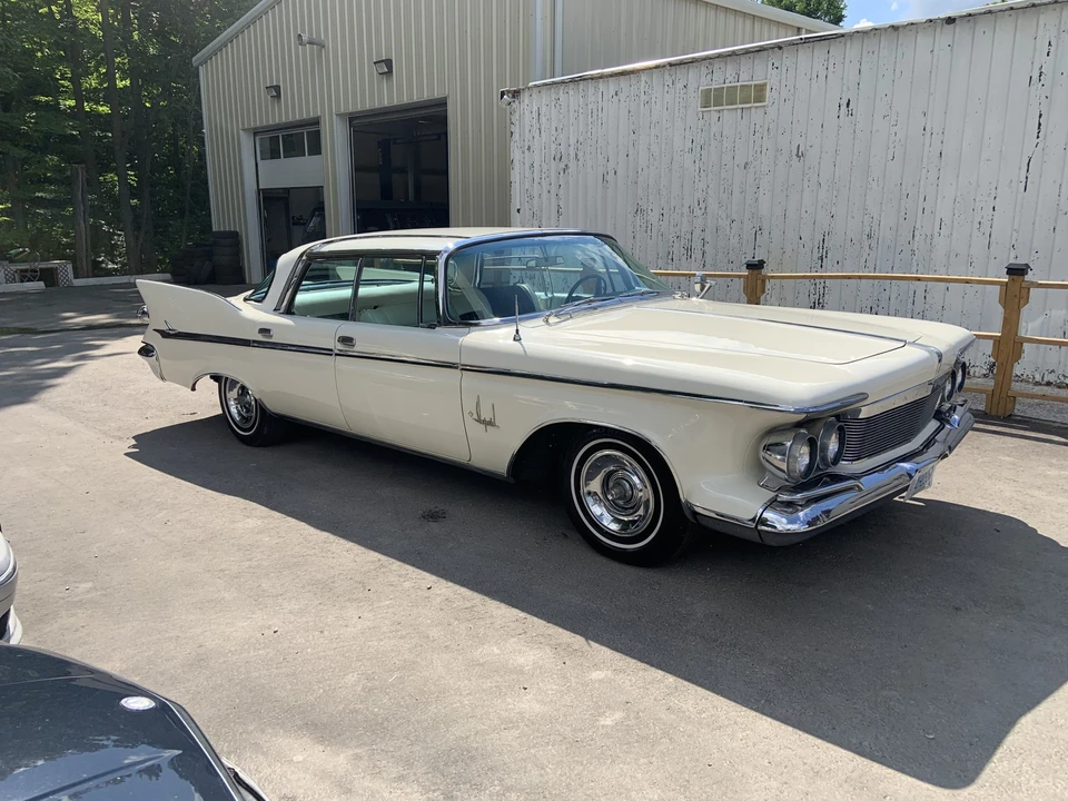1961 Chrysler Imperial 2nd Gen - Image 10 of 31
