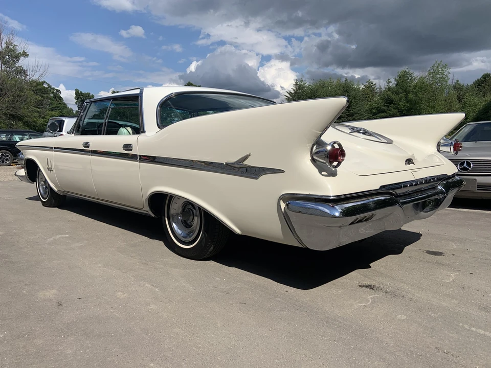 1961 Chrysler Imperial 2nd Gen - Image 5 of 31