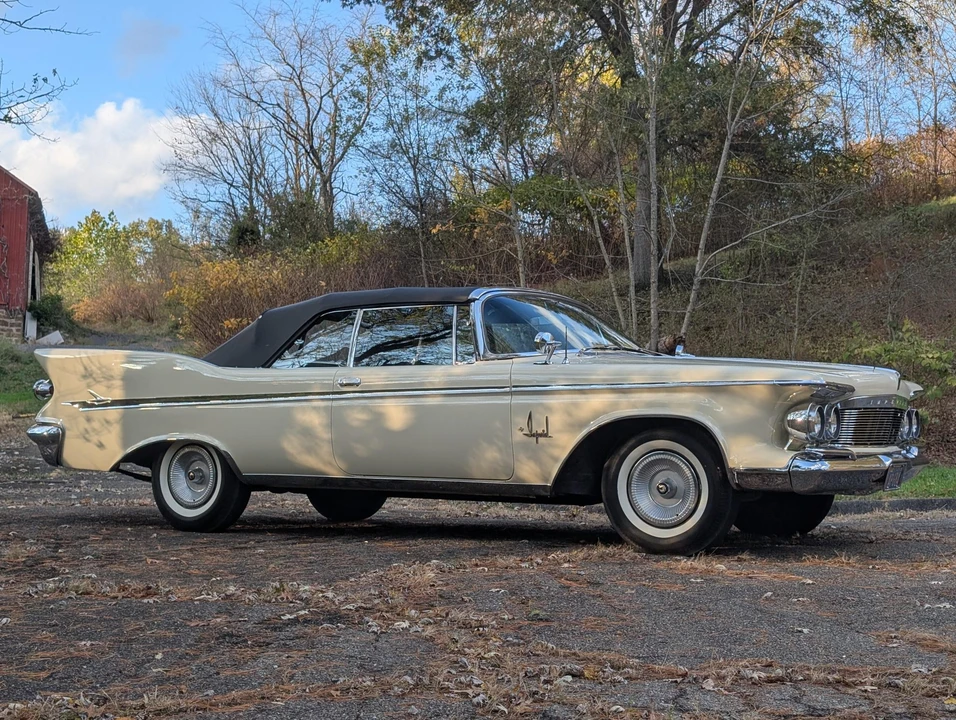 1961 Chrysler Imperial 2nd Gen - Image 16 of 31