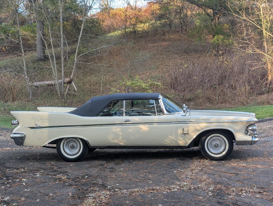 1961 Chrysler Imperial 2nd Gen - Image 21 of 31