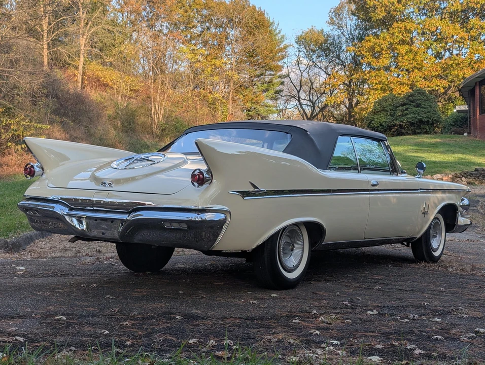 1961 Chrysler Imperial 2nd Gen - Image 23 of 31