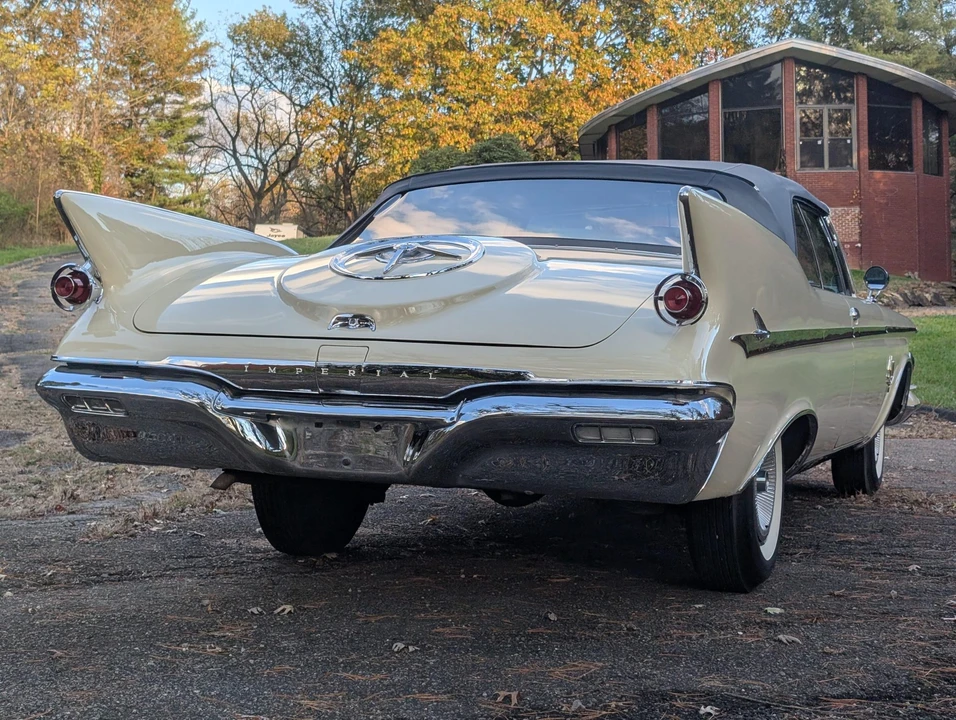 1961 Chrysler Imperial 2nd Gen - Image 26 of 31