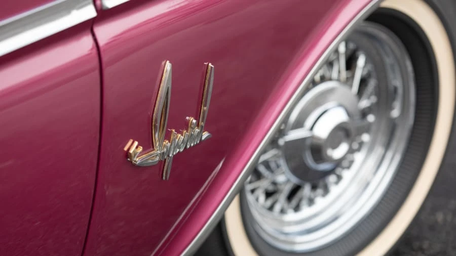 1961 Imperial Crown - Image 9 of 27