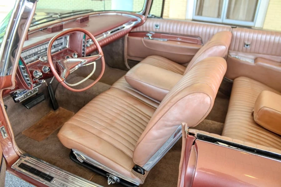 1961 Imperial Crown - Image 17 of 20
