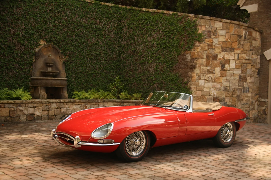 1961 Jaguar E-Type Series 1 - Image 18 of 31