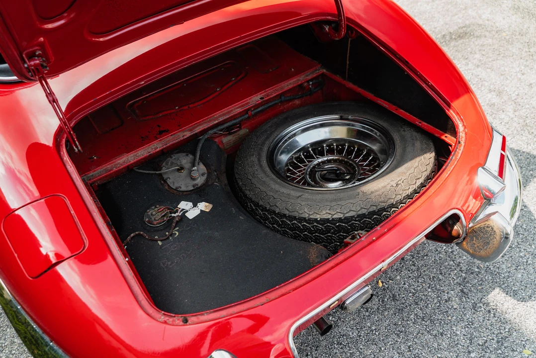 1961 Jaguar E-Type Series 1 - Image 3 of 31