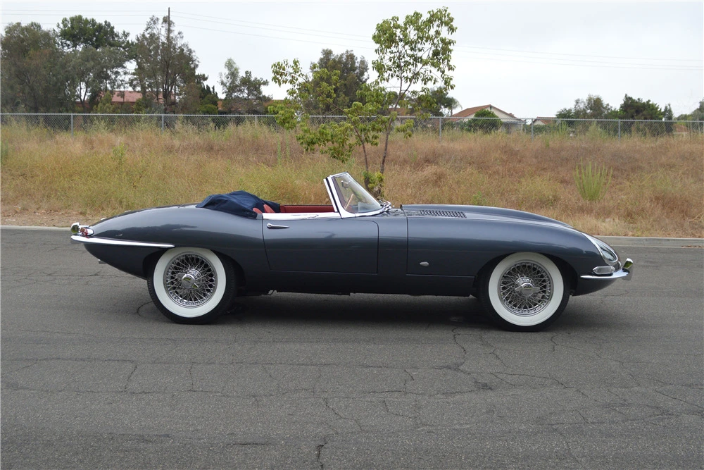 1961 Jaguar E-Type Series 1 - Image 5 of 5