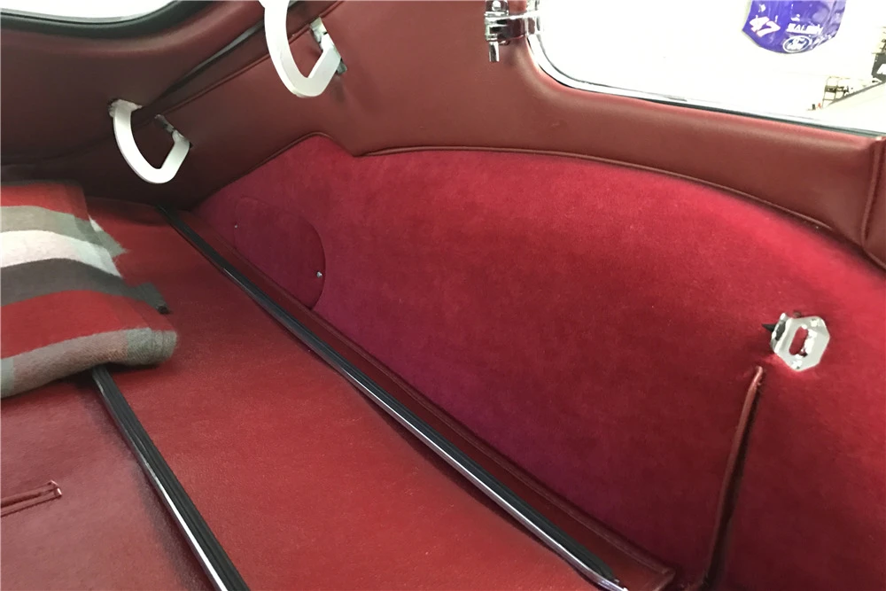 1961 Jaguar E-Type Series 1 - Image 9 of 12