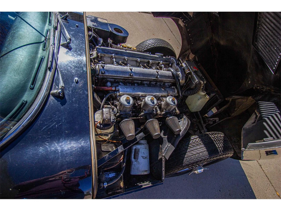 1961 Jaguar E-Type Series 1 - Image 9 of 12
