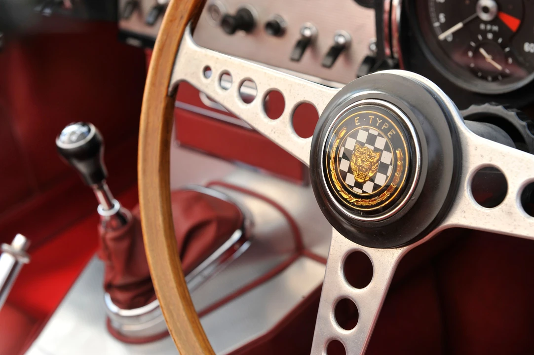 1961 Jaguar E-Type Series 1 - Image 16 of 19