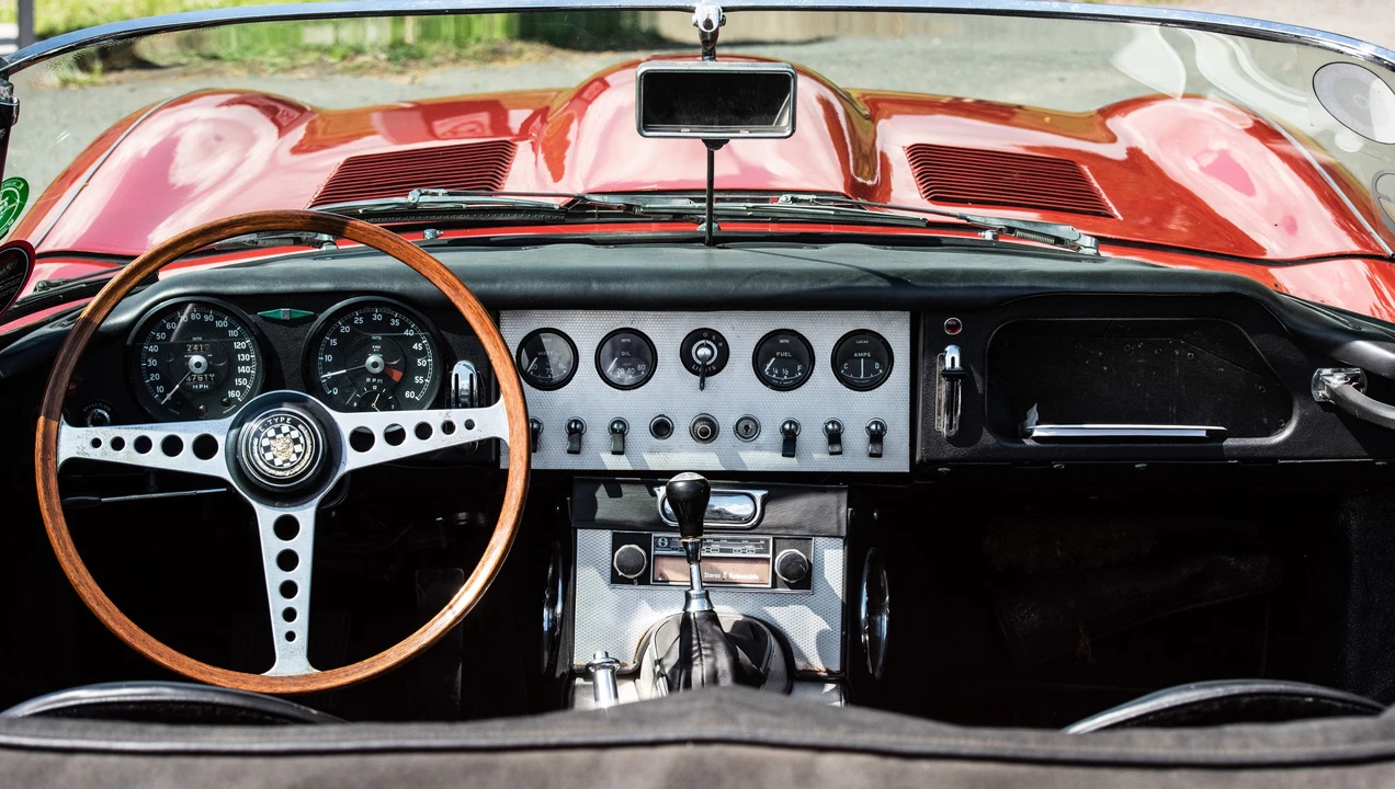 1961 Jaguar E-Type Series 1 - Image 12 of 27