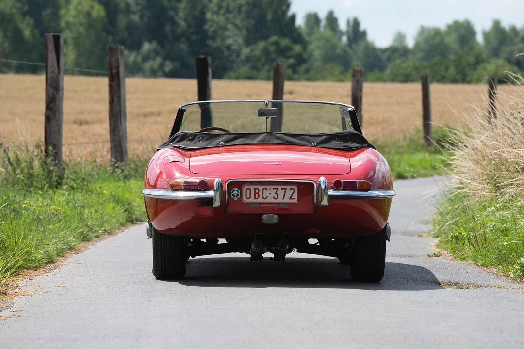 1961 Jaguar E-Type Series 1 - Image 8 of 27
