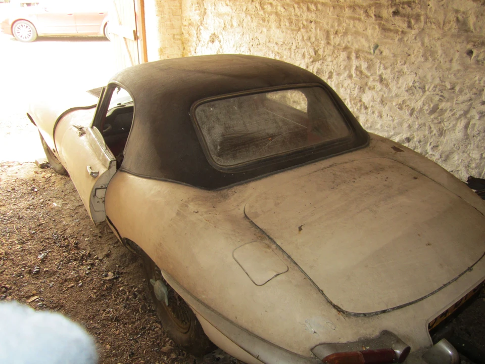 1961 Jaguar E-Type Series 1 - Image 9 of 16