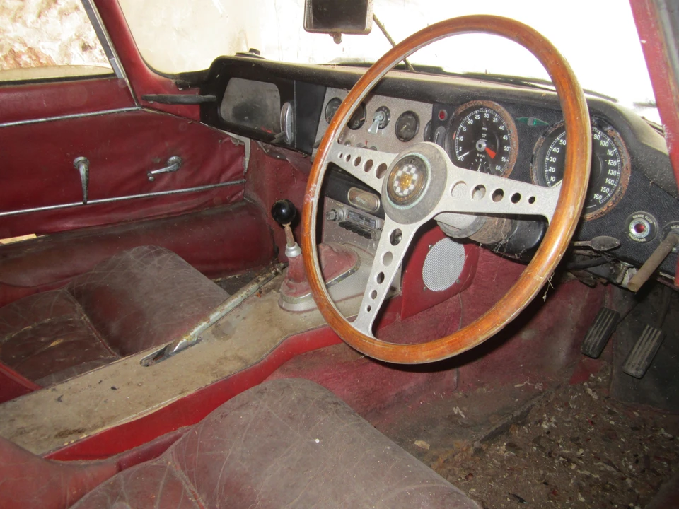 1961 Jaguar E-Type Series 1 - Image 6 of 16