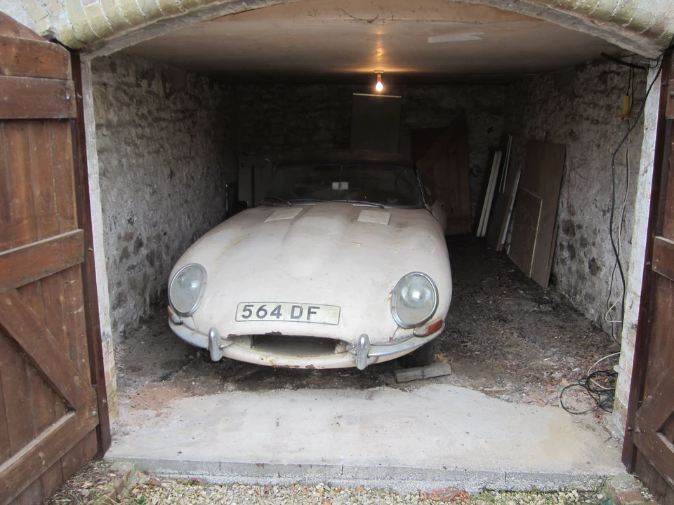 1961 Jaguar E-Type Series 1 - Image 10 of 16