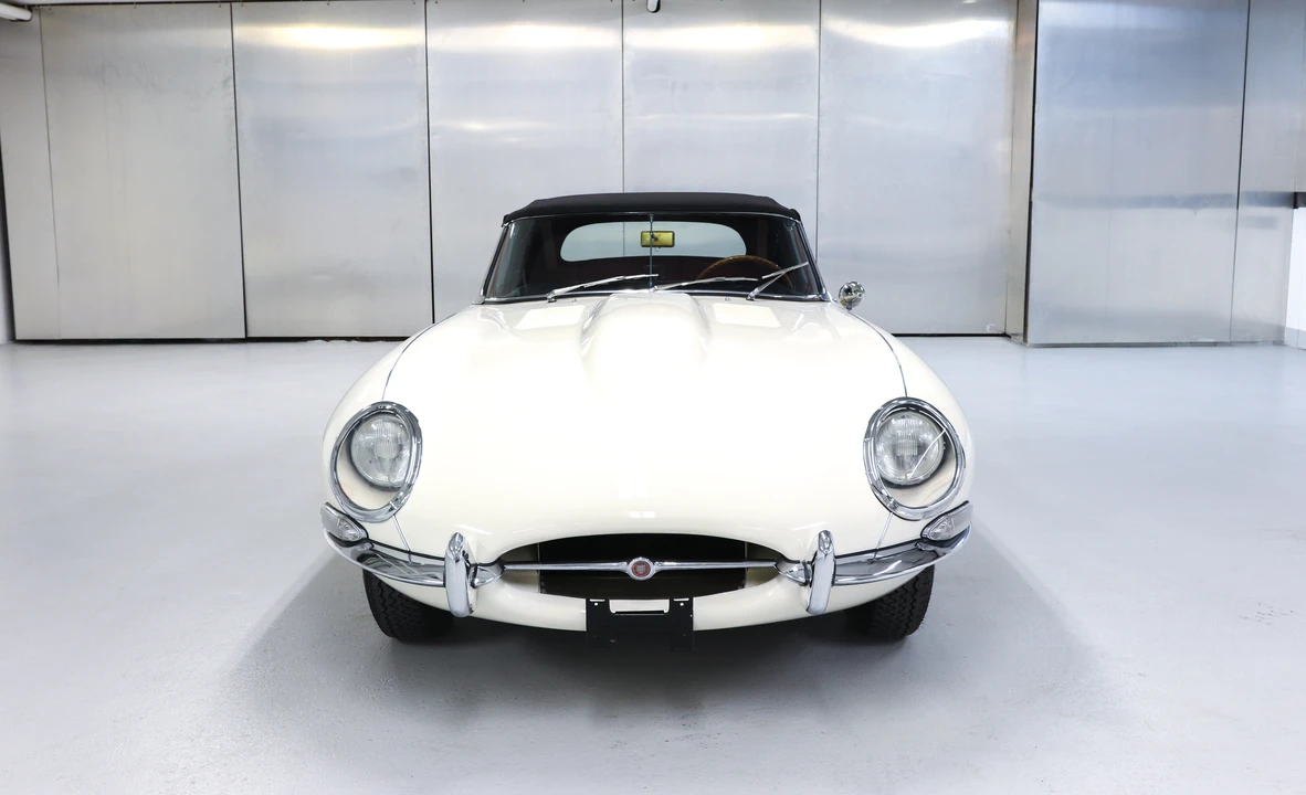1961 Jaguar E-Type Series 1 - Image 2 of 31
