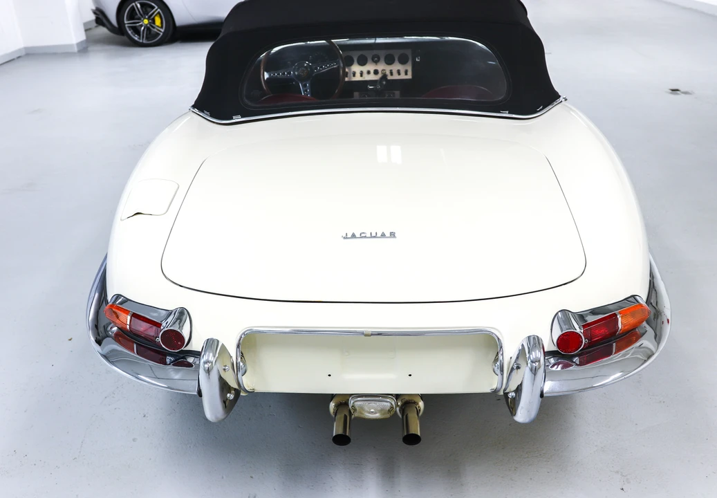 1961 Jaguar E-Type Series 1 - Image 18 of 31