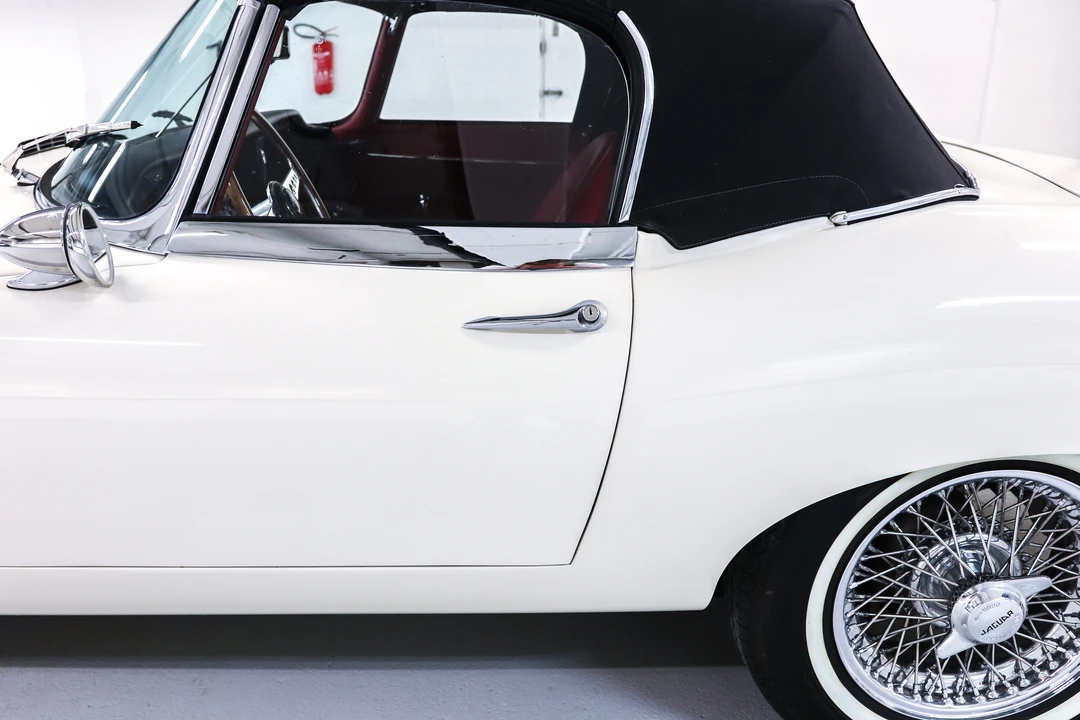 1961 Jaguar E-Type Series 1 - Image 28 of 31
