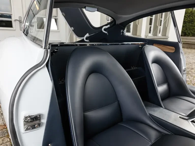 1961 Jaguar E-Type Series 1 - Image 14 of 31