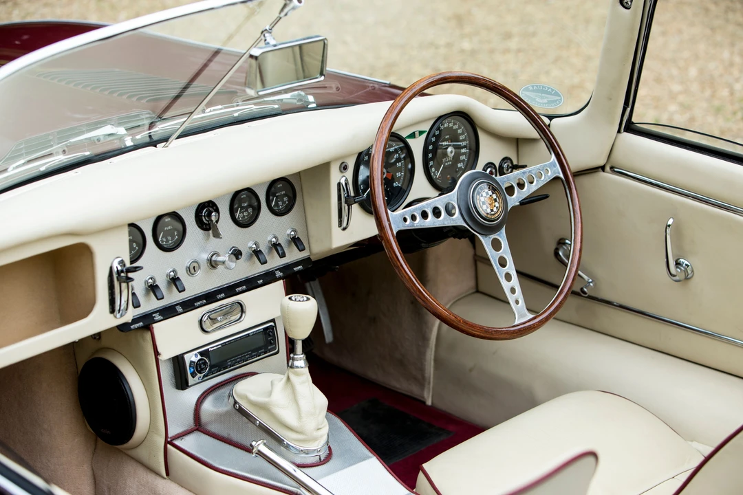 1961 Jaguar E-Type Series 1 - Image 7 of 30
