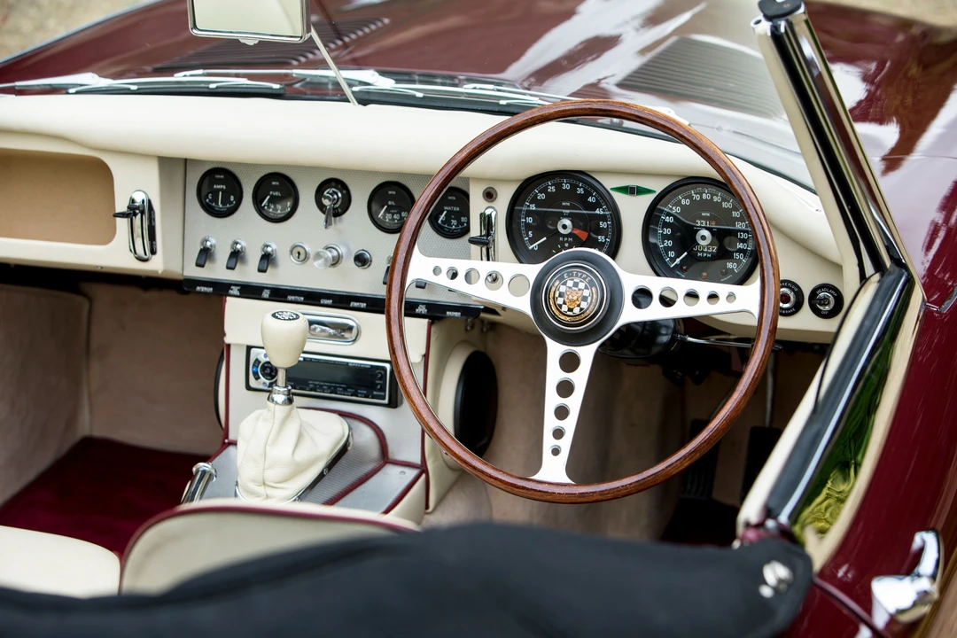 1961 Jaguar E-Type Series 1 - Image 6 of 30