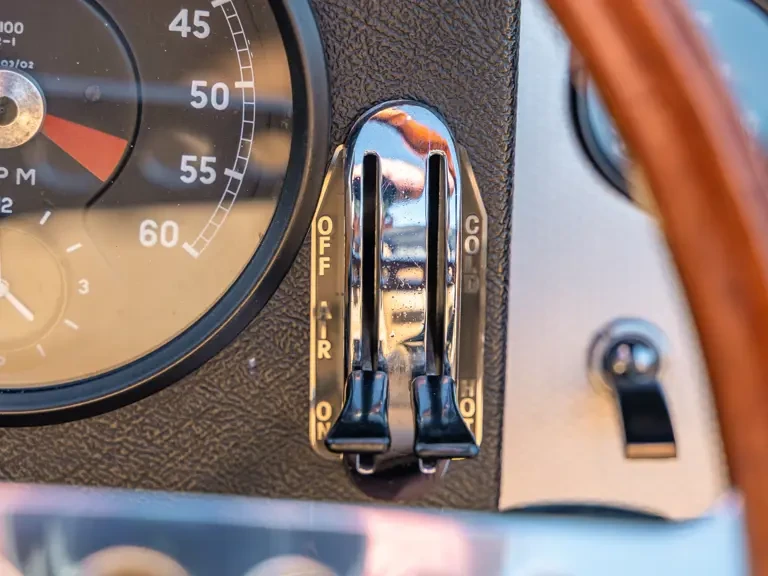 1961 Jaguar E-Type Series 1 - Image 19 of 31