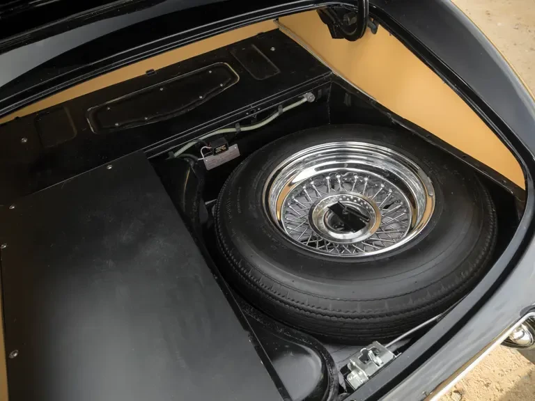 1961 Jaguar E-Type Series 1 - Image 17 of 21