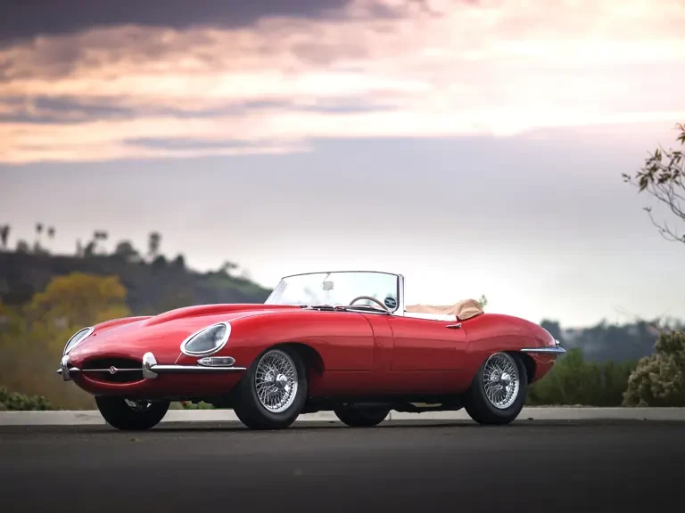 1961 Jaguar E-Type Series 1 - Image 2 of 2
