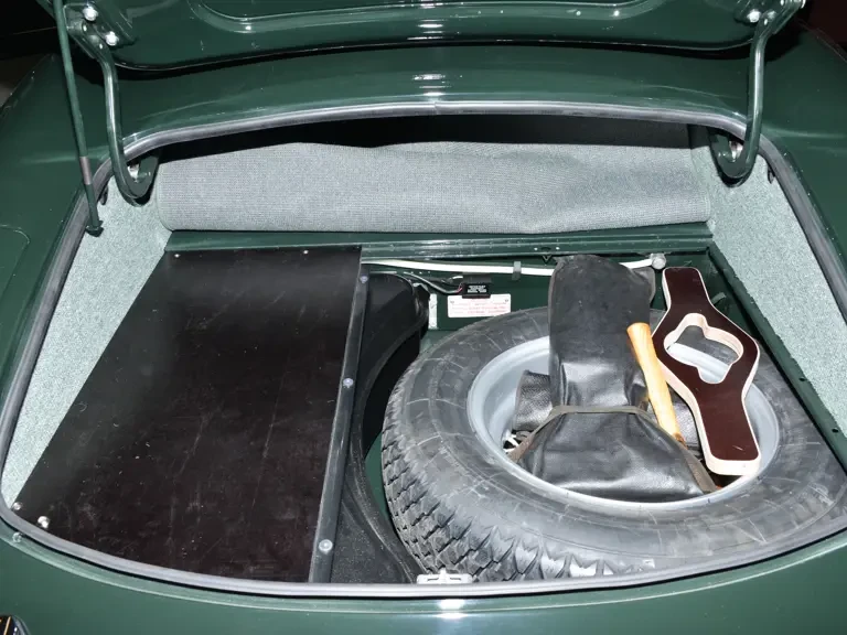 1961 Jaguar E-Type Series 1 - Image 21 of 27