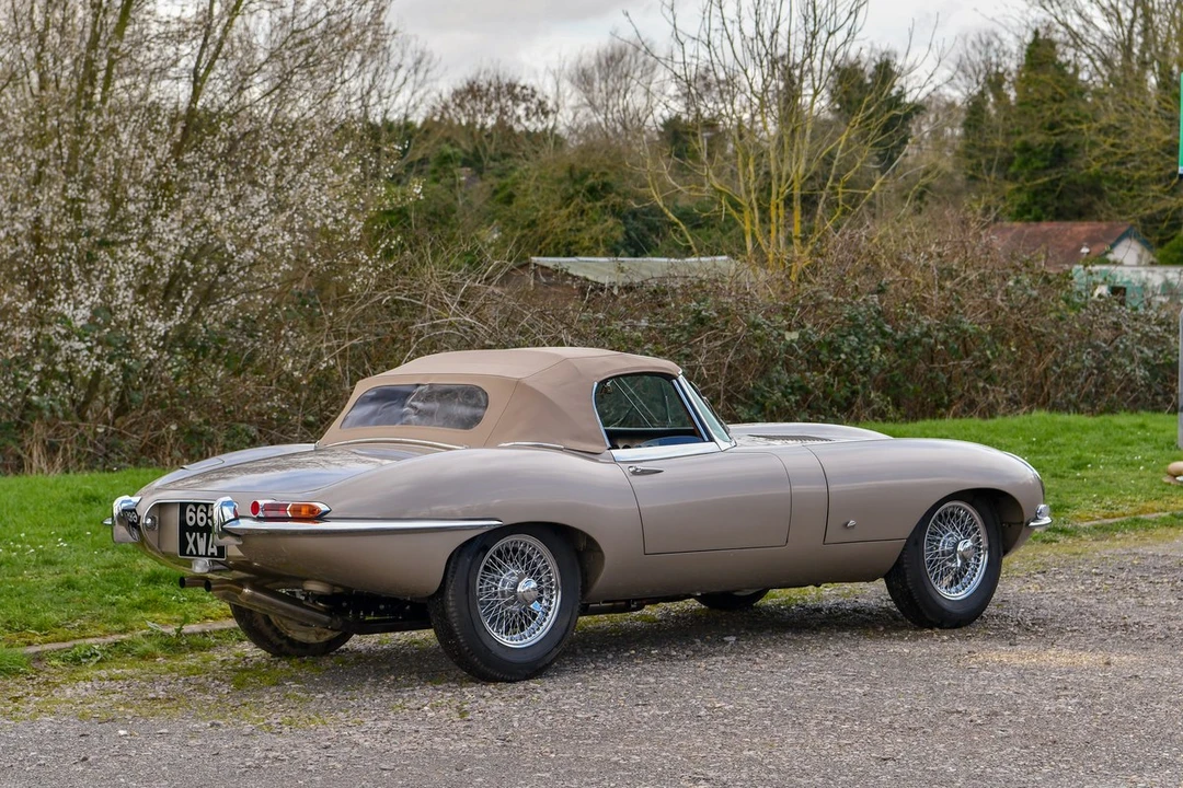 1961 Jaguar E-Type Series 1 - Image 25 of 30