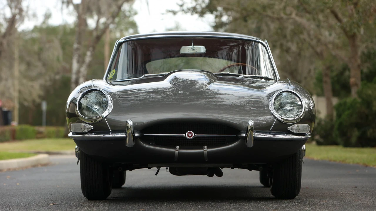 1961 Jaguar E-Type Series 1 - Image 8 of 31