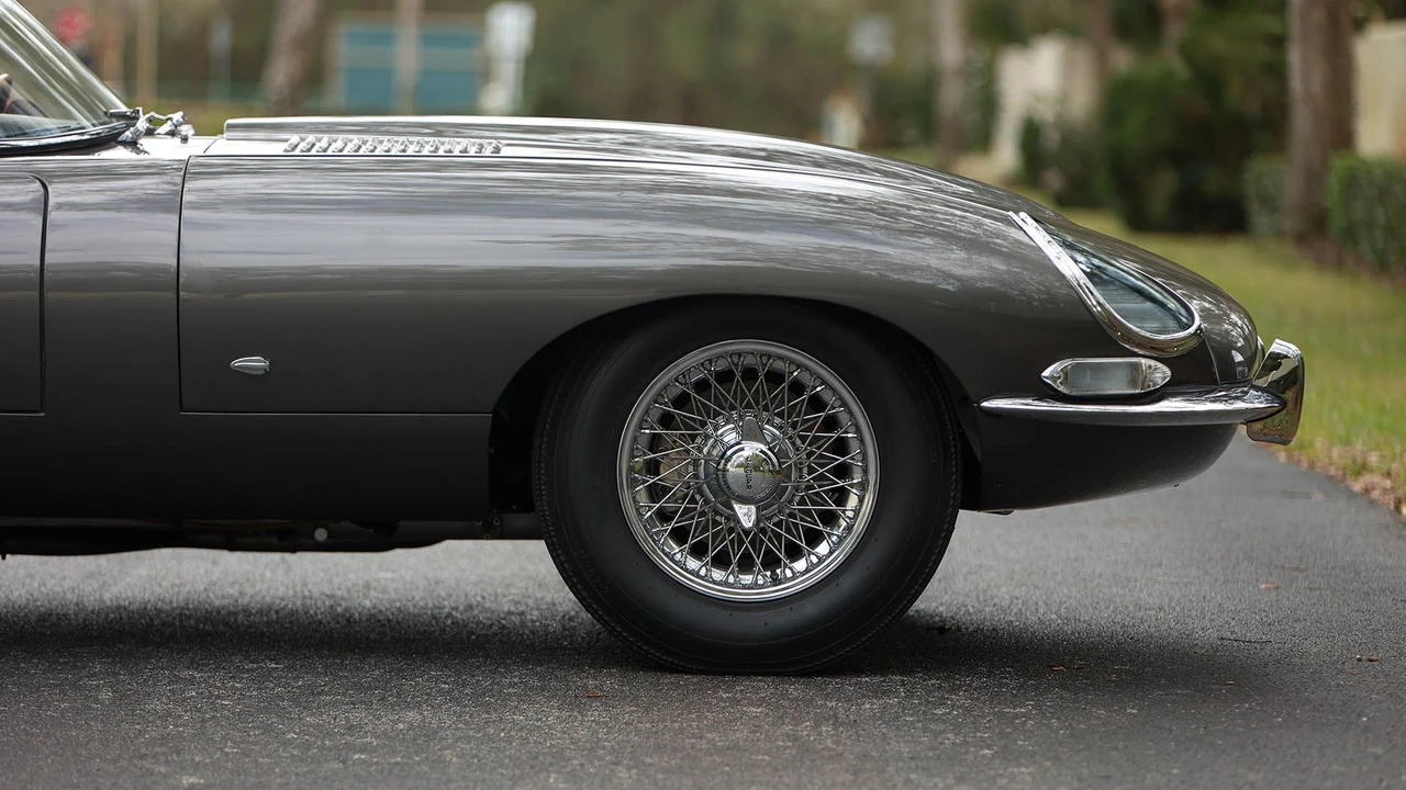 1961 Jaguar E-Type Series 1 - Image 12 of 31