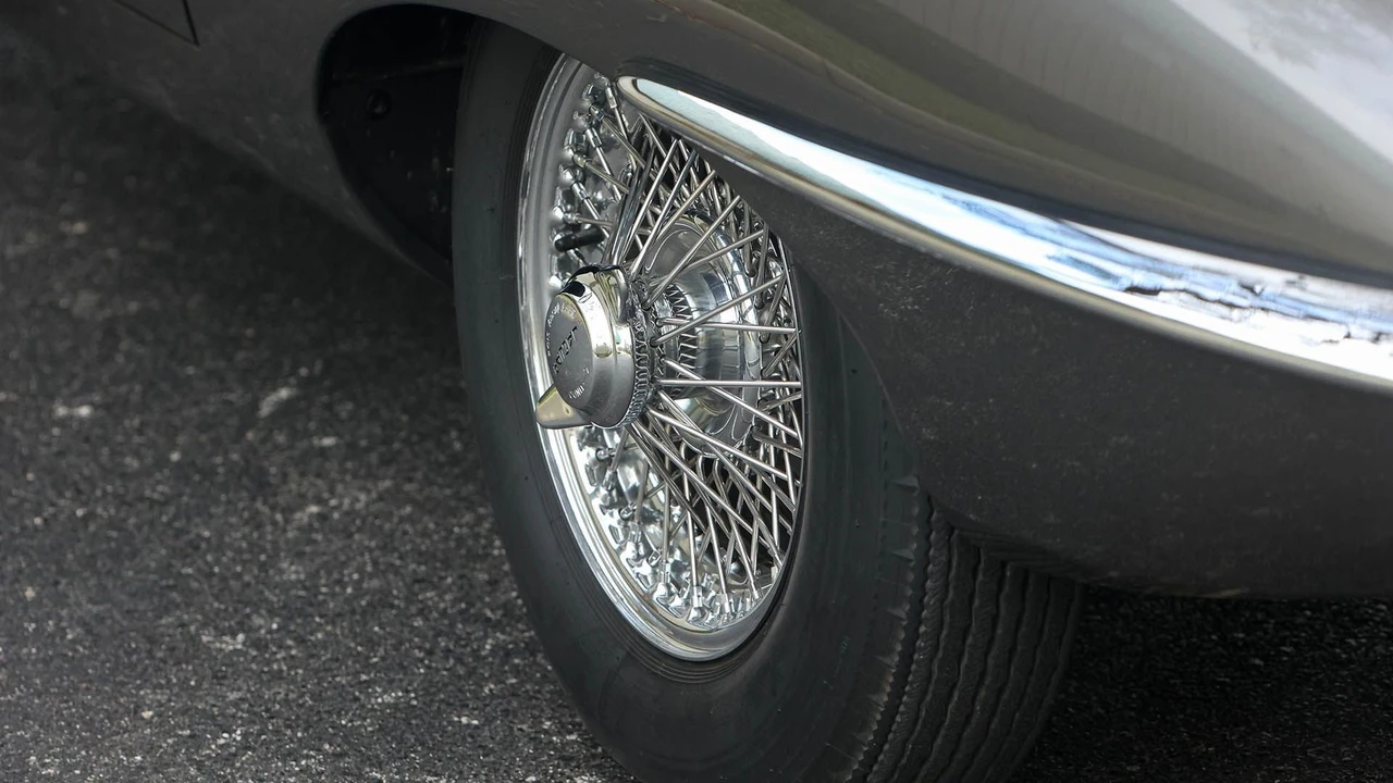 1961 Jaguar E-Type Series 1 - Image 29 of 31