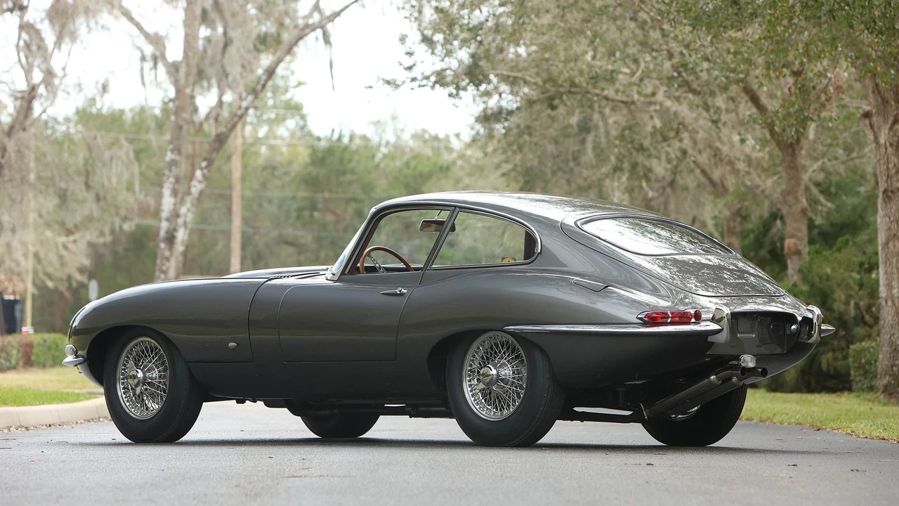 1961 Jaguar E-Type Series 1 - Image 9 of 31