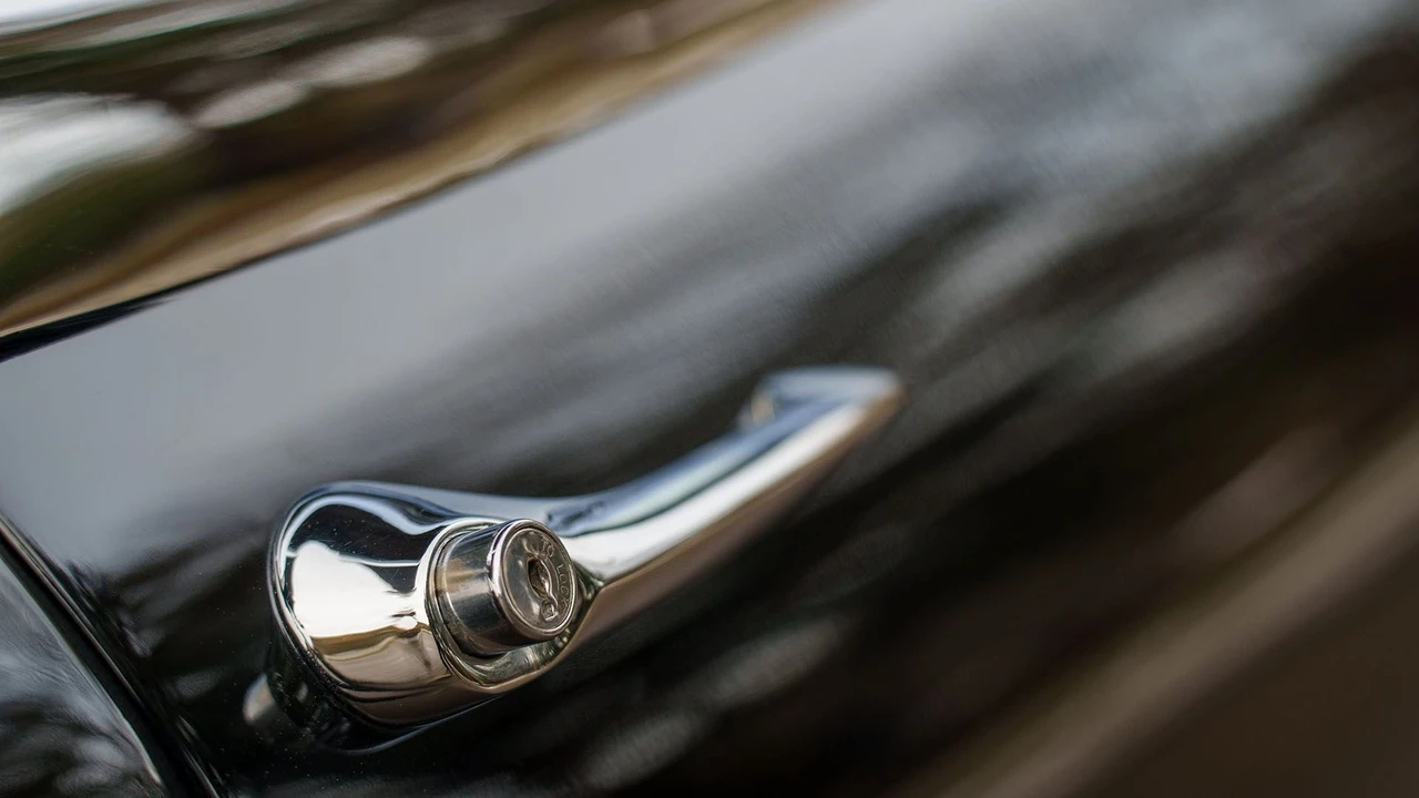 1961 Jaguar E-Type Series 1 - Image 22 of 31