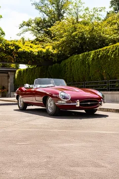 1961 Jaguar E-Type Series 1 3.8L Roadster