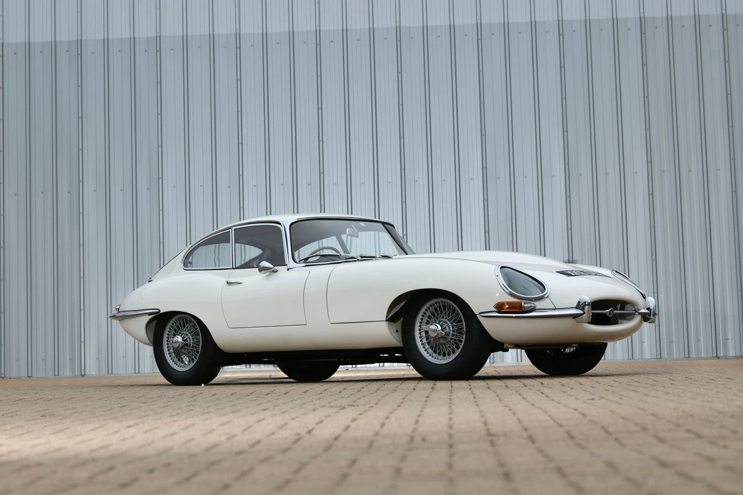 1961 Jaguar E-Type Series 1 - Image 2 of 31