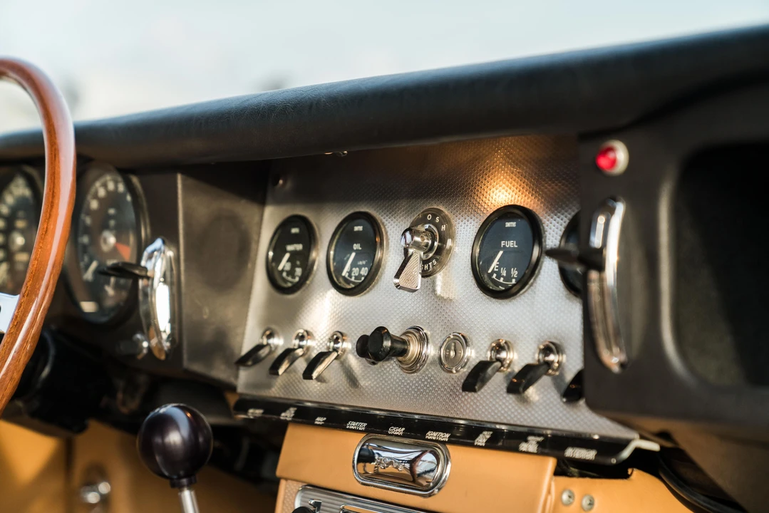 1961 Jaguar E-Type Series 1 - Image 19 of 31
