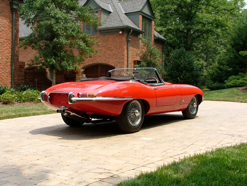 1961 Jaguar E-Type Series 1 - Image 9 of 9