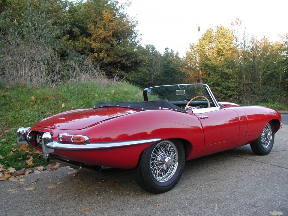 1961 Jaguar E-Type Series 1 - Image 5 of 5