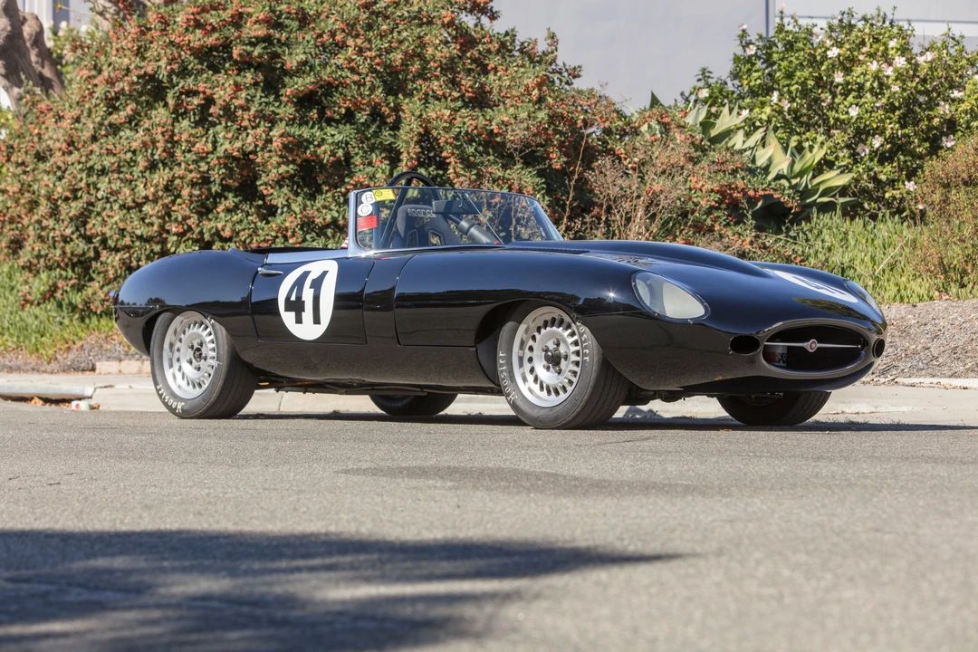 1961 Jaguar E-Type Series 1 - Image 2 of 31
