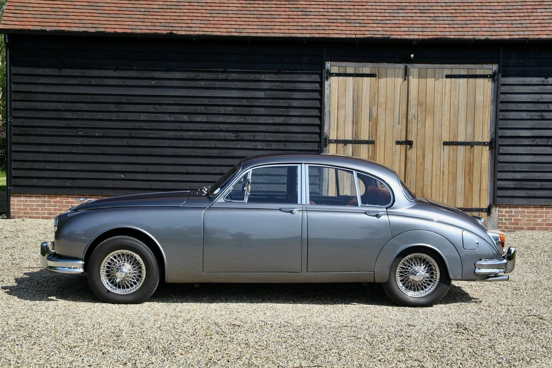 1961 Jaguar Mark II - Image 8 of 30
