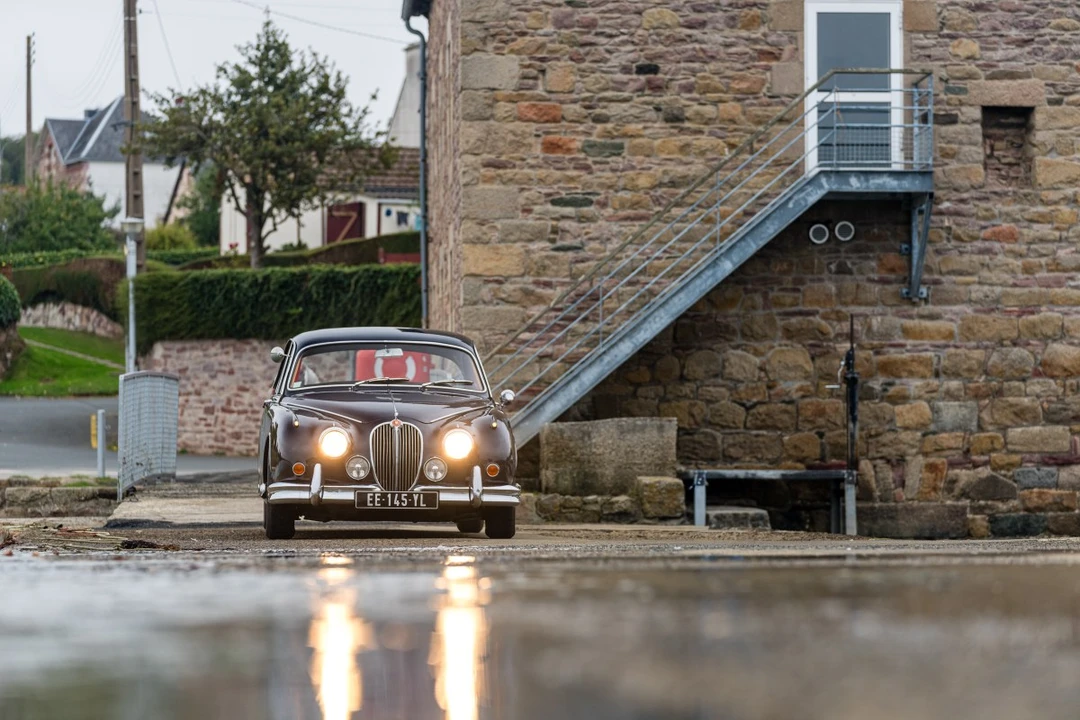 1961 Jaguar Mark II - Image 9 of 30