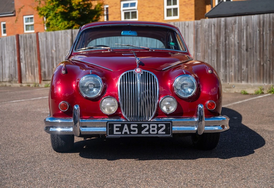 1961 Jaguar Mark II - Image 9 of 30