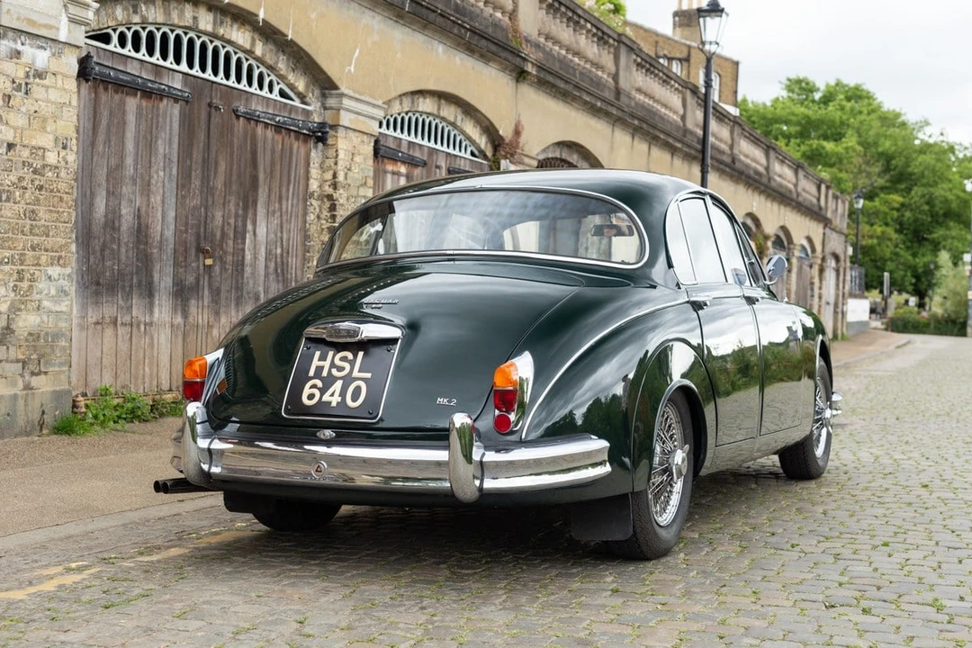 1961 Jaguar Mark II - Image 10 of 30