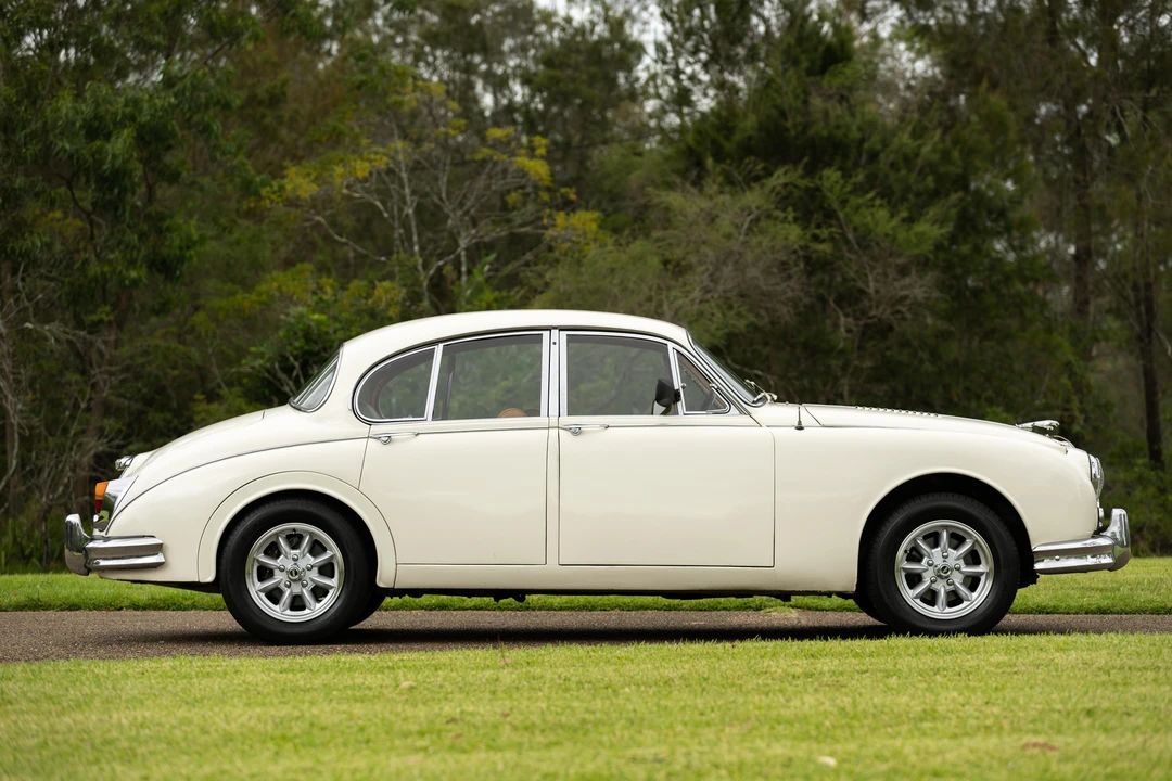 1961 Jaguar Mark II - Image 12 of 31