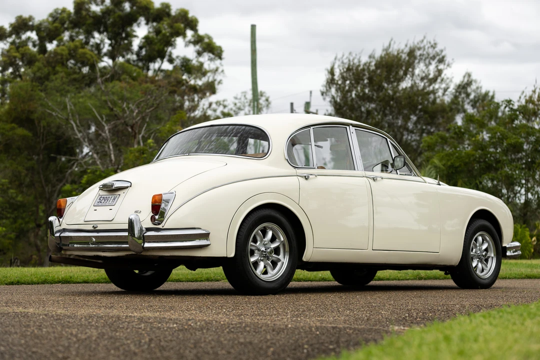 1961 Jaguar Mark II - Image 5 of 31